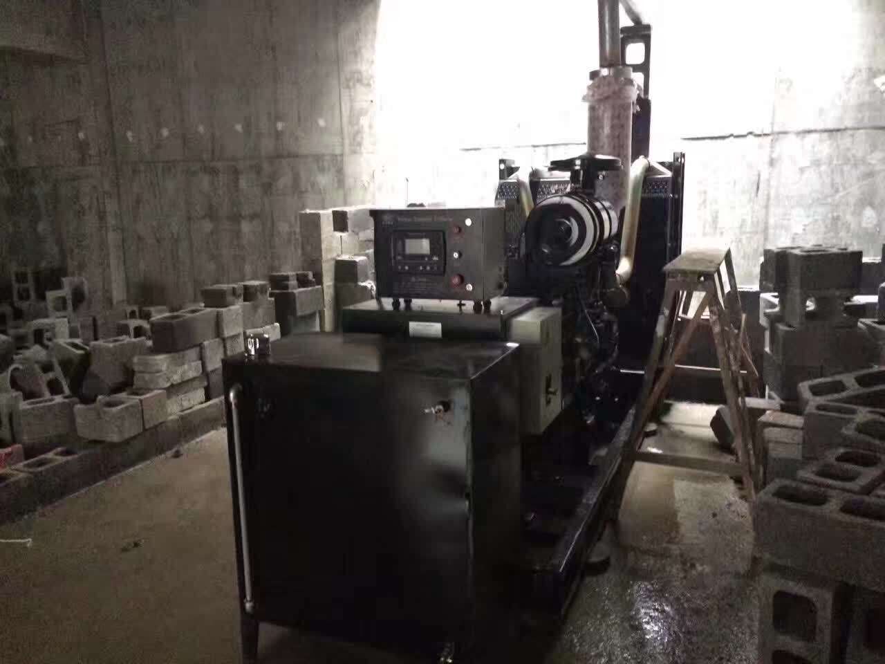 300kw上柴發(fā)電機(jī)組